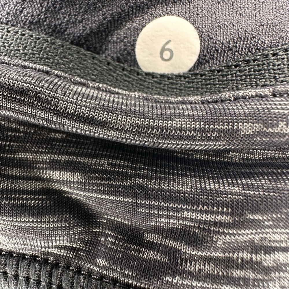 lululemon skort - Picture 3 of 3